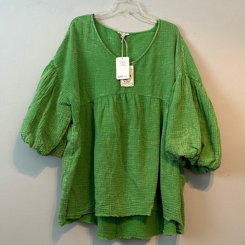 Easel Plus Size Top